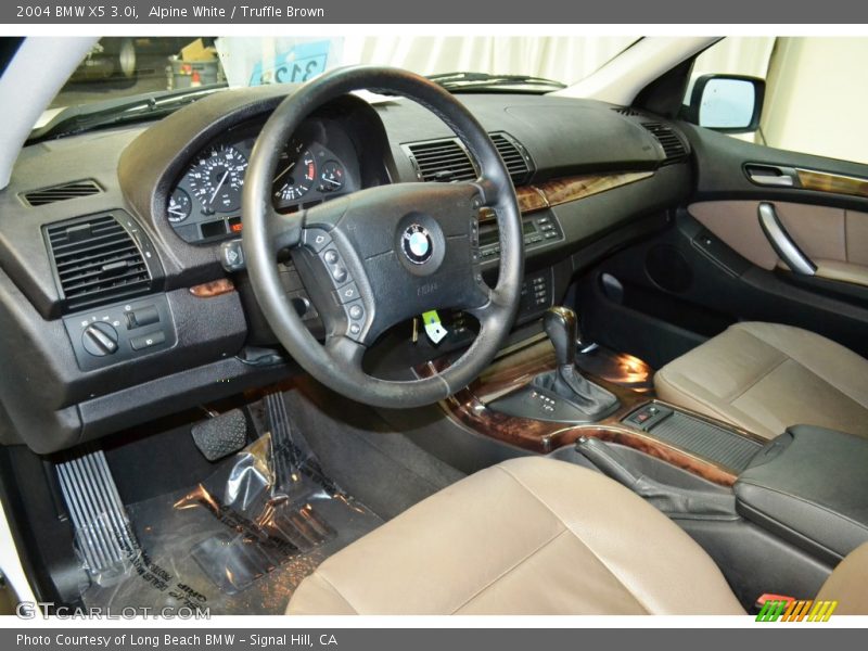 Alpine White / Truffle Brown 2004 BMW X5 3.0i