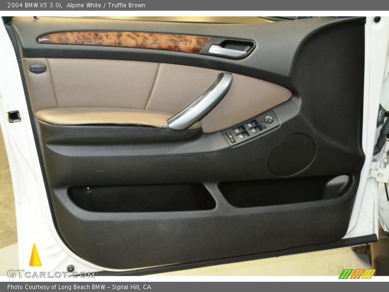 Alpine White / Truffle Brown 2004 BMW X5 3.0i