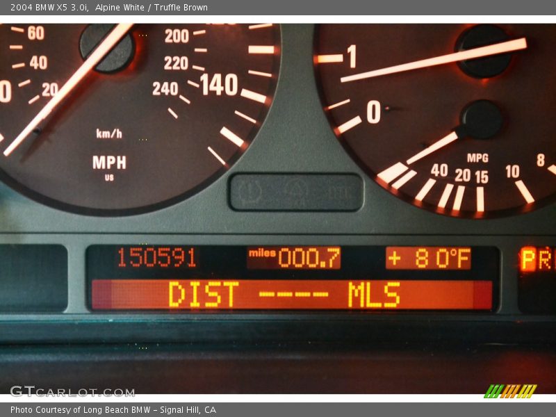 Alpine White / Truffle Brown 2004 BMW X5 3.0i
