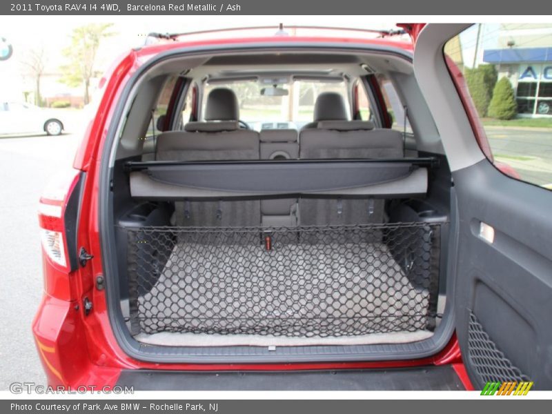  2011 RAV4 I4 4WD Trunk