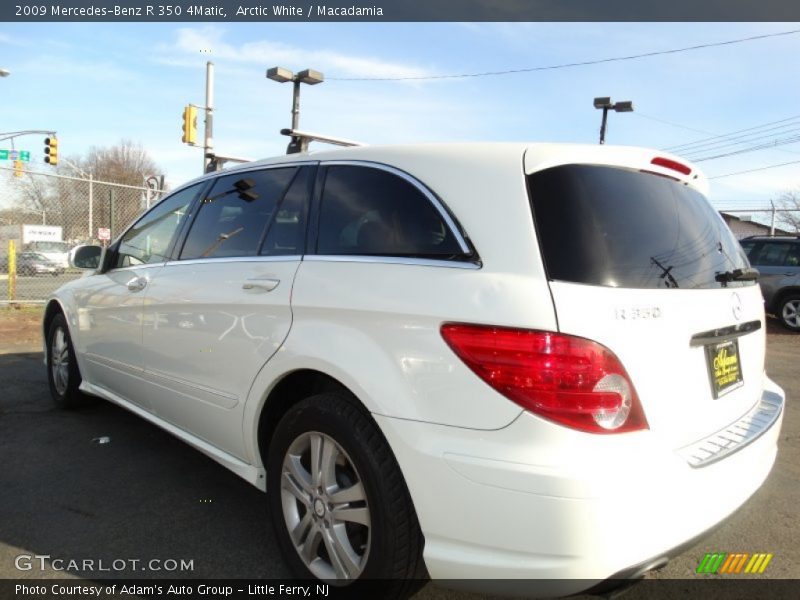 Arctic White / Macadamia 2009 Mercedes-Benz R 350 4Matic