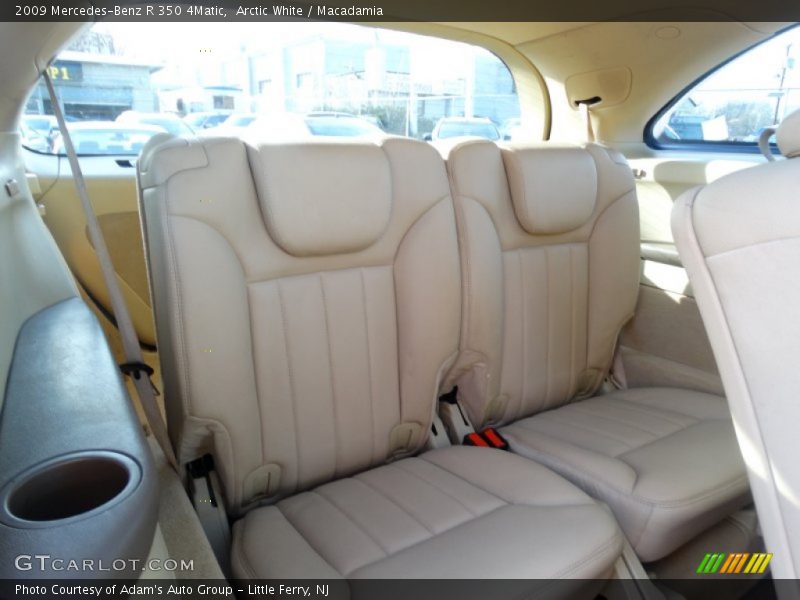 Arctic White / Macadamia 2009 Mercedes-Benz R 350 4Matic