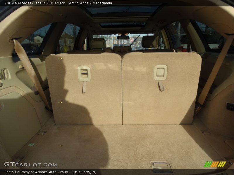 Arctic White / Macadamia 2009 Mercedes-Benz R 350 4Matic