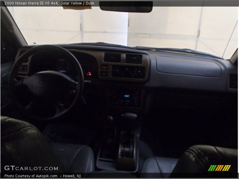 Solar Yellow / Dusk 2000 Nissan Xterra SE V6 4x4