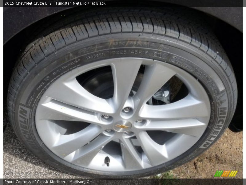 Tungsten Metallic / Jet Black 2015 Chevrolet Cruze LTZ