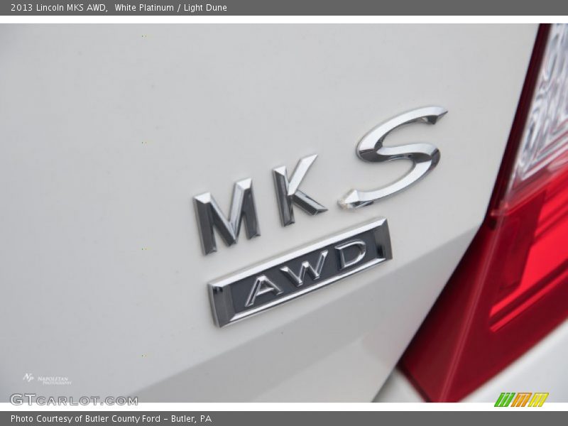 White Platinum / Light Dune 2013 Lincoln MKS AWD