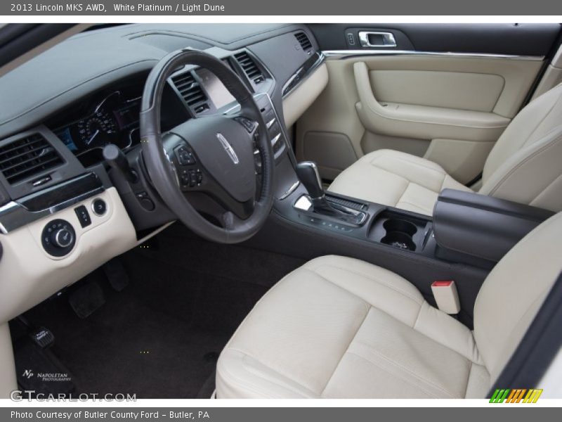 White Platinum / Light Dune 2013 Lincoln MKS AWD