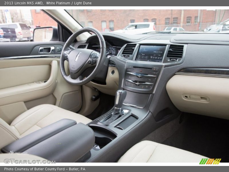 White Platinum / Light Dune 2013 Lincoln MKS AWD