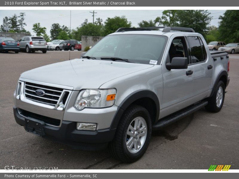 Front 3/4 View of 2010 Explorer Sport Trac XLT
