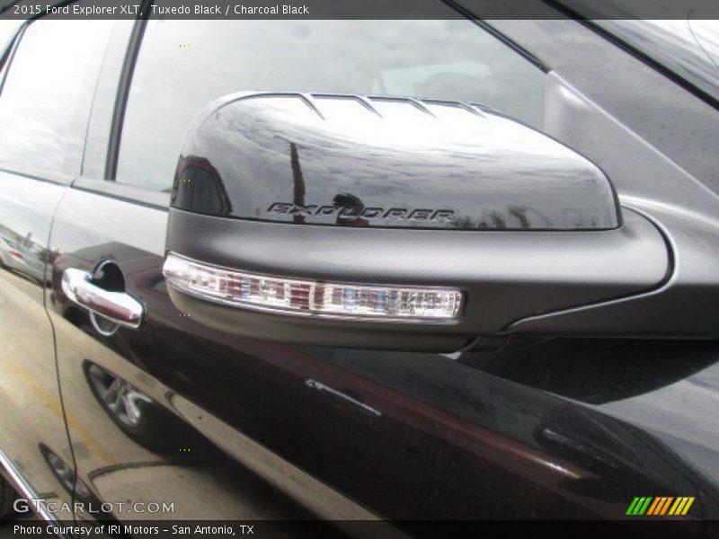 Tuxedo Black / Charcoal Black 2015 Ford Explorer XLT