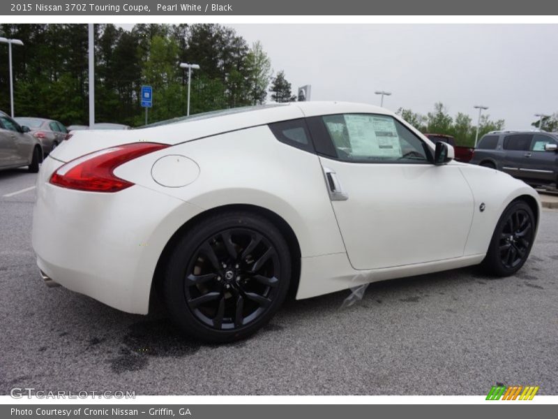 Pearl White / Black 2015 Nissan 370Z Touring Coupe