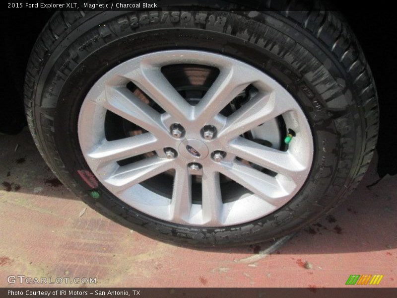 Magnetic / Charcoal Black 2015 Ford Explorer XLT