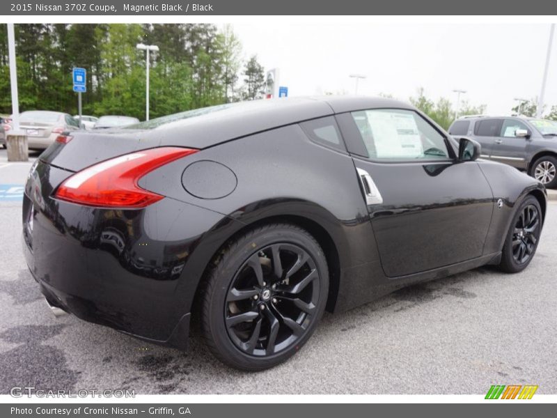 Magnetic Black / Black 2015 Nissan 370Z Coupe