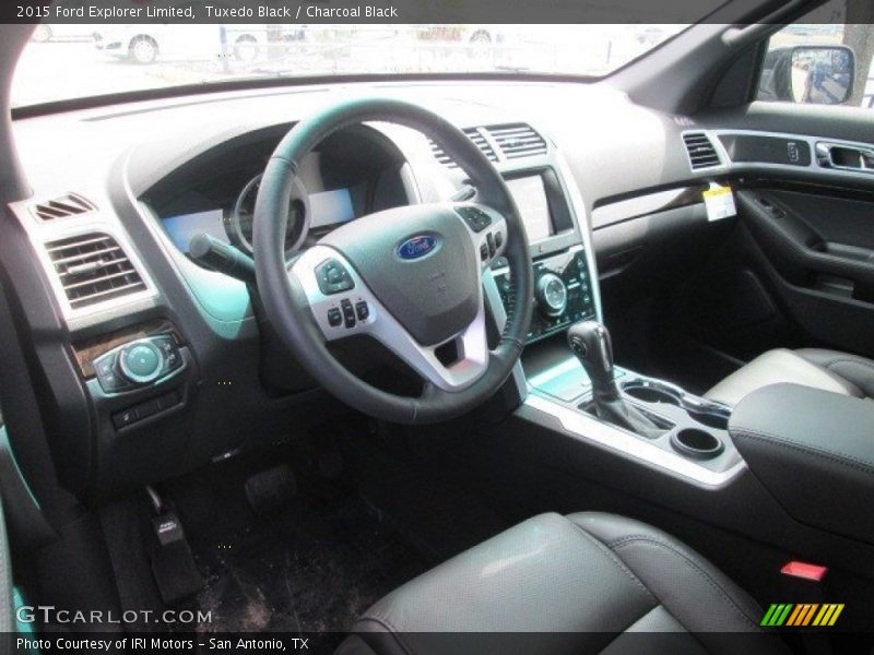 Tuxedo Black / Charcoal Black 2015 Ford Explorer Limited