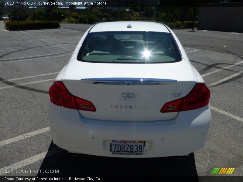 Moonlight White / Stone 2013 Infiniti G 37 Journey Sedan