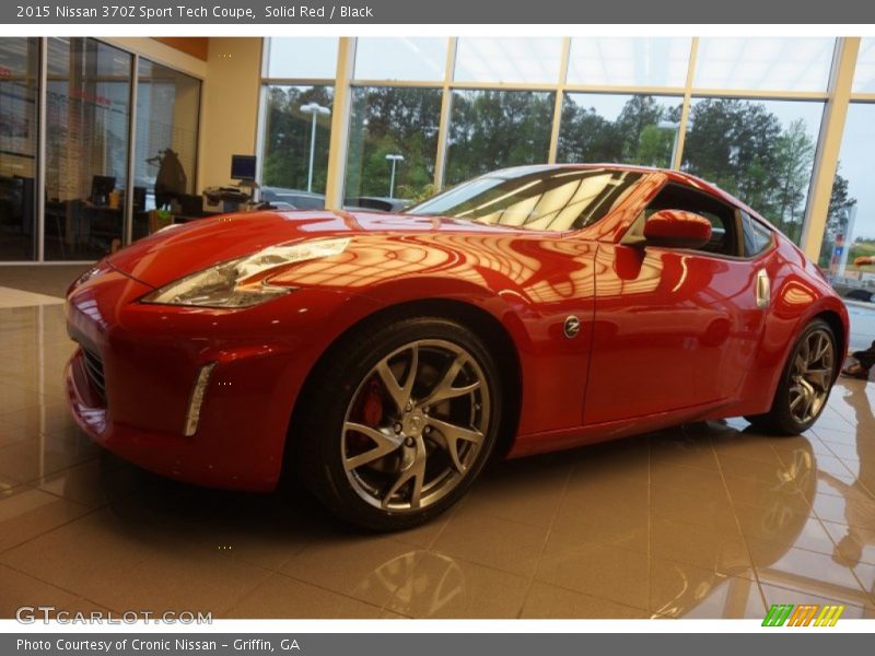 Solid Red / Black 2015 Nissan 370Z Sport Tech Coupe