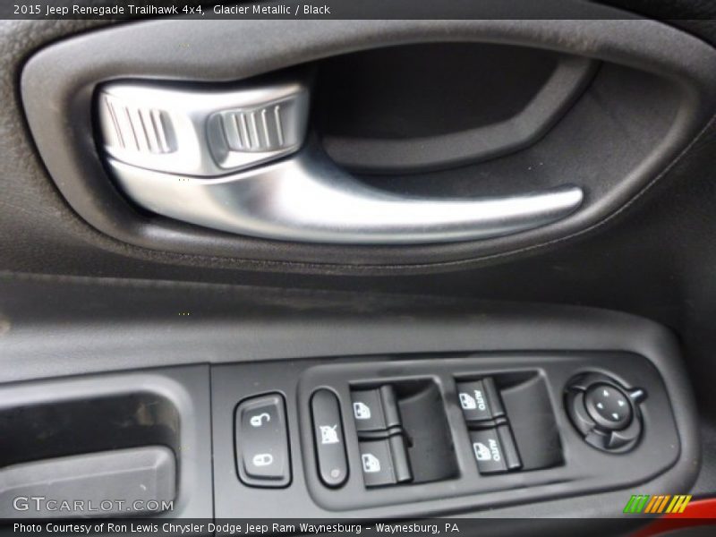 Controls of 2015 Renegade Trailhawk 4x4