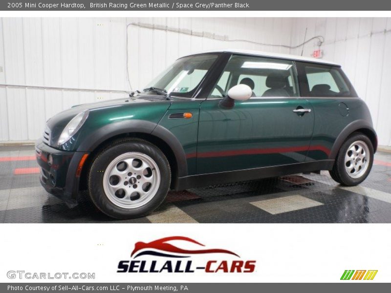 British Racing Green Metallic / Space Grey/Panther Black 2005 Mini Cooper Hardtop