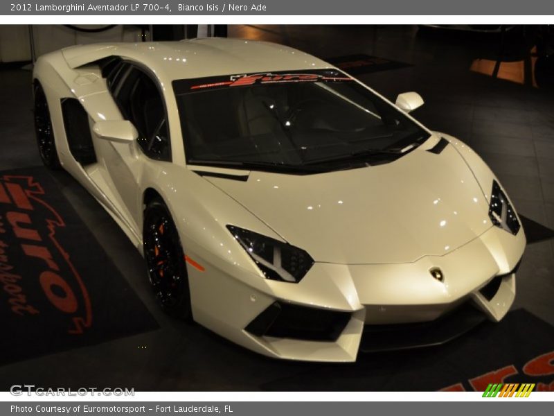 Bianco Isis / Nero Ade 2012 Lamborghini Aventador LP 700-4