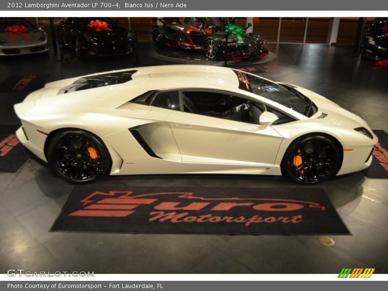 Bianco Isis / Nero Ade 2012 Lamborghini Aventador LP 700-4