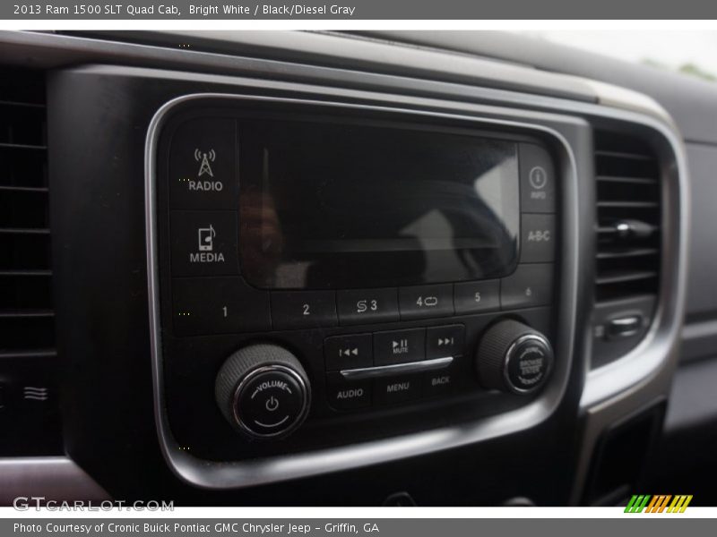 Bright White / Black/Diesel Gray 2013 Ram 1500 SLT Quad Cab