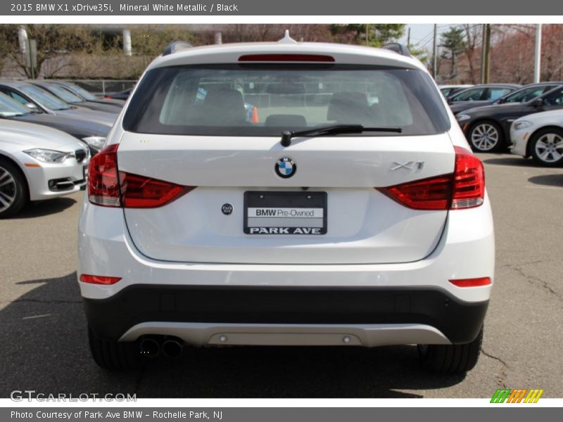 Mineral White Metallic / Black 2015 BMW X1 xDrive35i