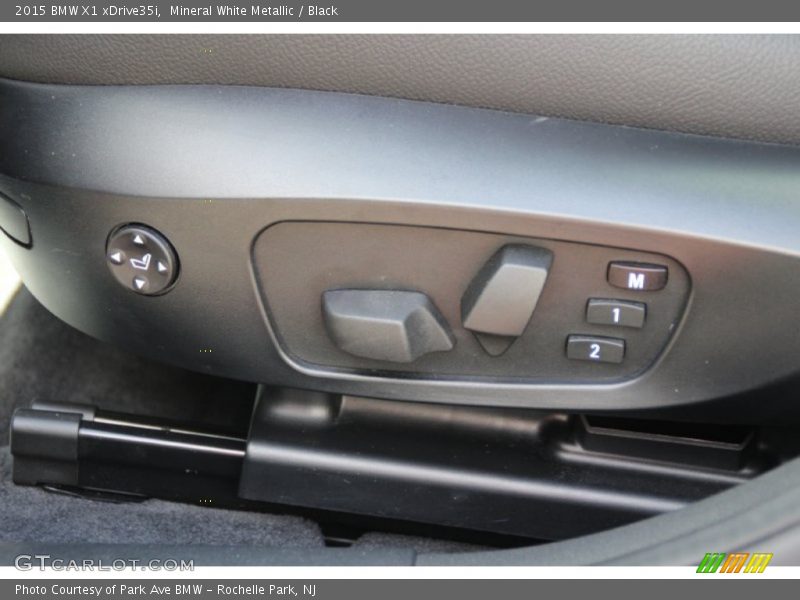 Mineral White Metallic / Black 2015 BMW X1 xDrive35i