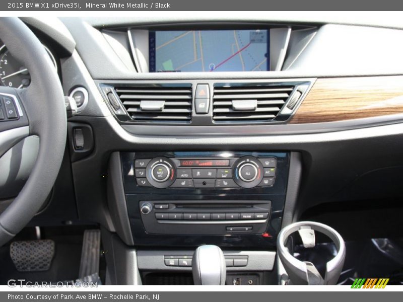 Mineral White Metallic / Black 2015 BMW X1 xDrive35i