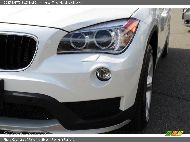 Mineral White Metallic / Black 2015 BMW X1 xDrive35i