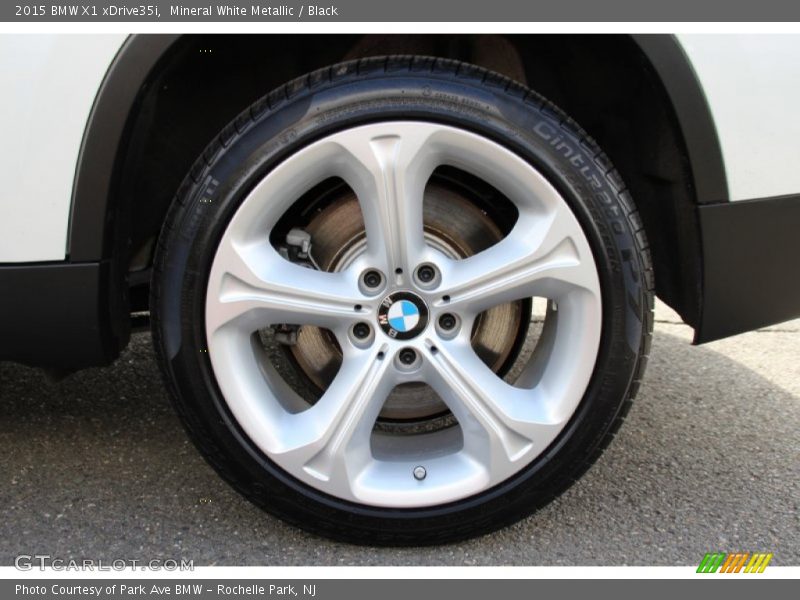 Mineral White Metallic / Black 2015 BMW X1 xDrive35i