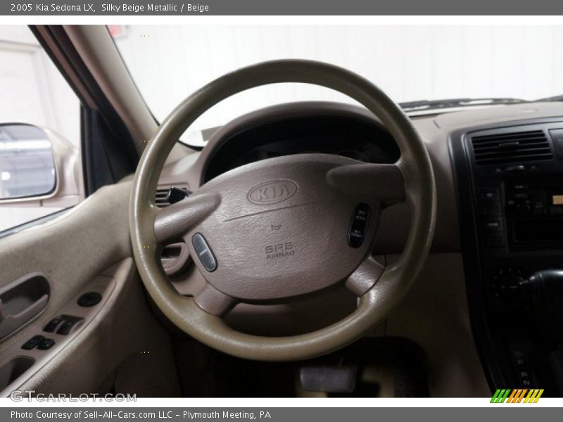 Silky Beige Metallic / Beige 2005 Kia Sedona LX