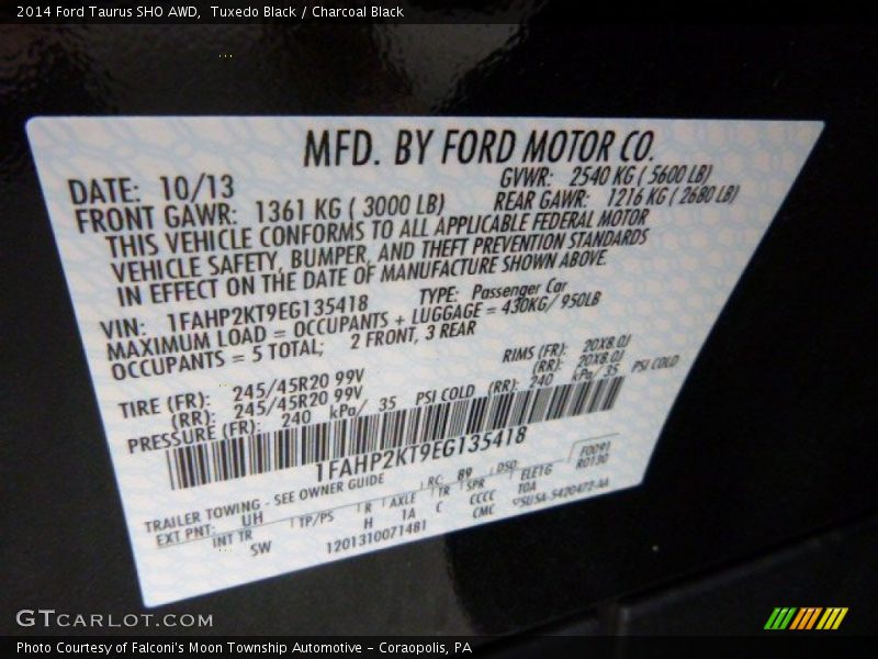 Tuxedo Black / Charcoal Black 2014 Ford Taurus SHO AWD