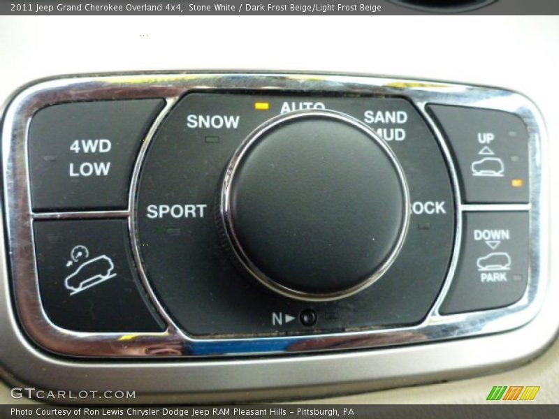 Stone White / Dark Frost Beige/Light Frost Beige 2011 Jeep Grand Cherokee Overland 4x4