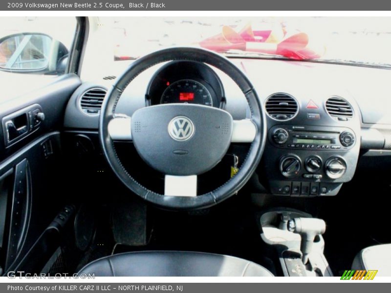 Black / Black 2009 Volkswagen New Beetle 2.5 Coupe