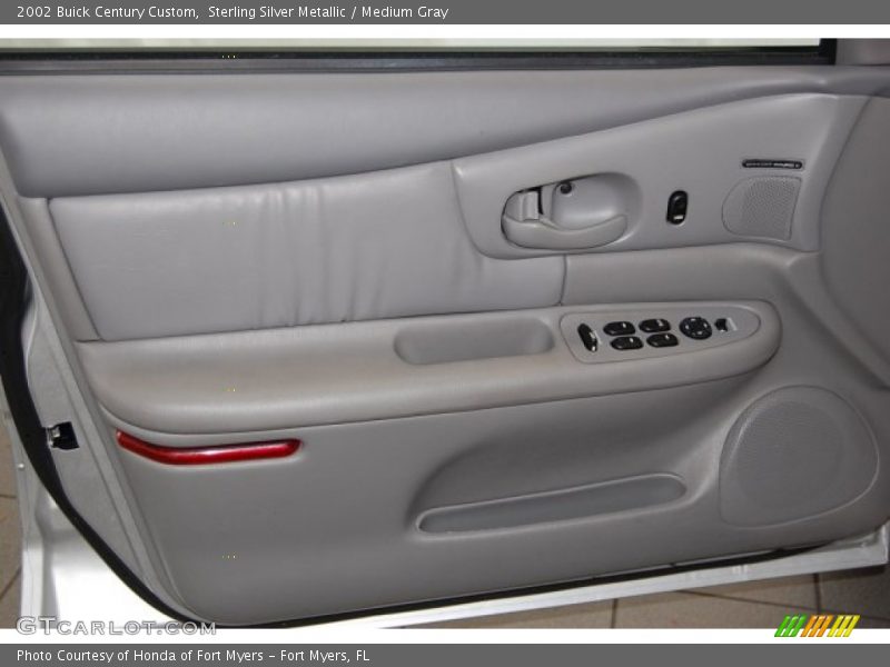 Sterling Silver Metallic / Medium Gray 2002 Buick Century Custom