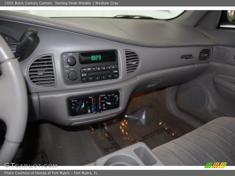 Sterling Silver Metallic / Medium Gray 2002 Buick Century Custom
