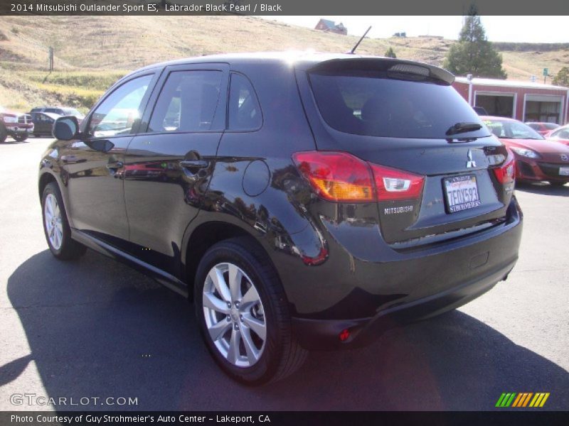 Labrador Black Pearl / Black 2014 Mitsubishi Outlander Sport ES