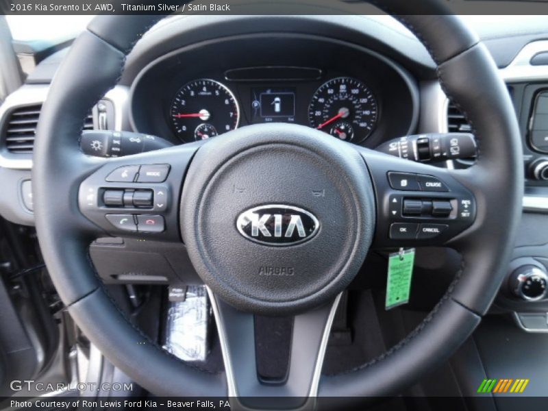Titanium Silver / Satin Black 2016 Kia Sorento LX AWD