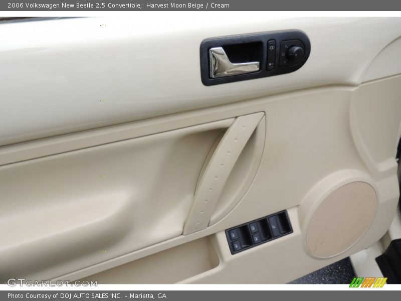 Door Panel of 2006 New Beetle 2.5 Convertible