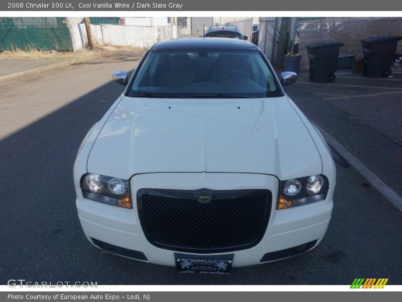 Cool Vanilla White / Dark Slate Gray 2008 Chrysler 300 LX