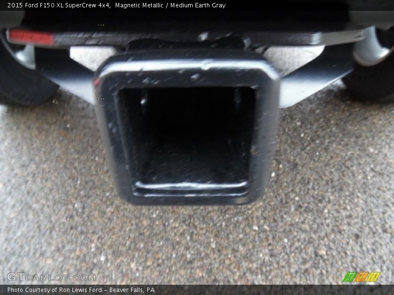 Magnetic Metallic / Medium Earth Gray 2015 Ford F150 XL SuperCrew 4x4