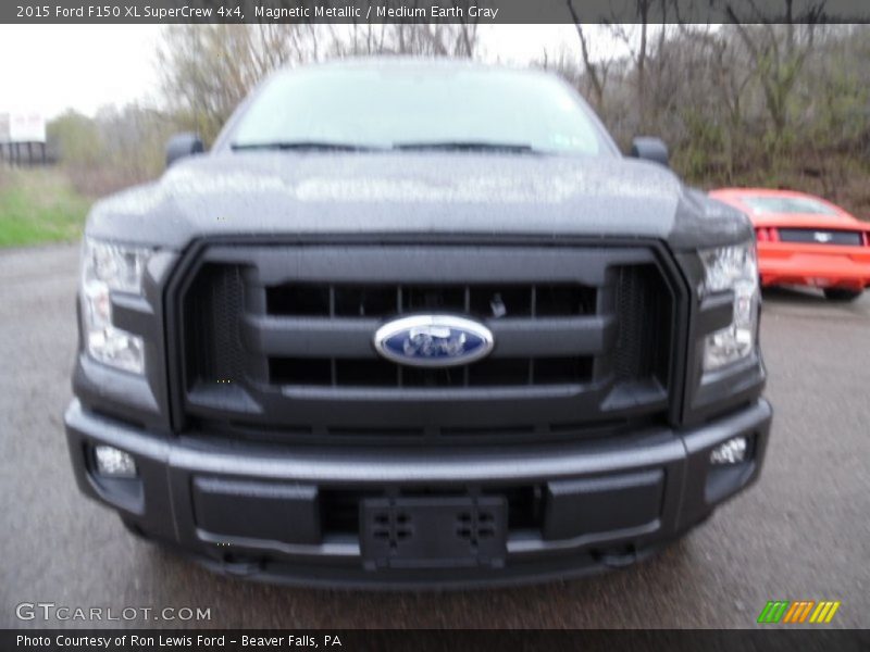 Magnetic Metallic / Medium Earth Gray 2015 Ford F150 XL SuperCrew 4x4