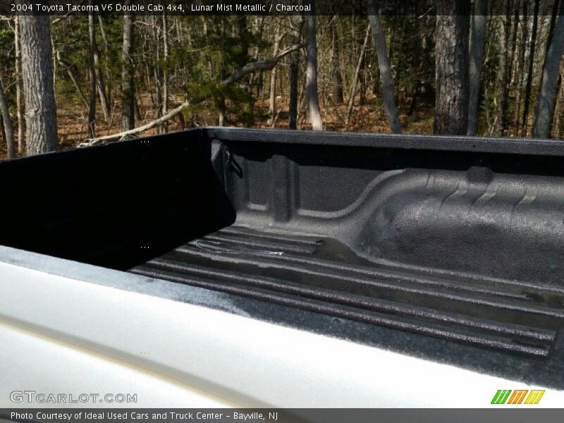 Lunar Mist Metallic / Charcoal 2004 Toyota Tacoma V6 Double Cab 4x4