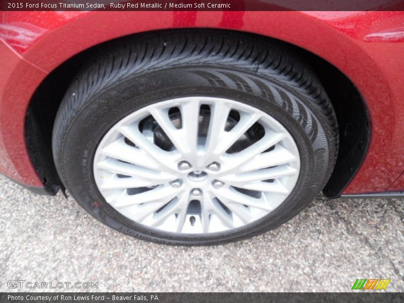  2015 Focus Titanium Sedan Wheel