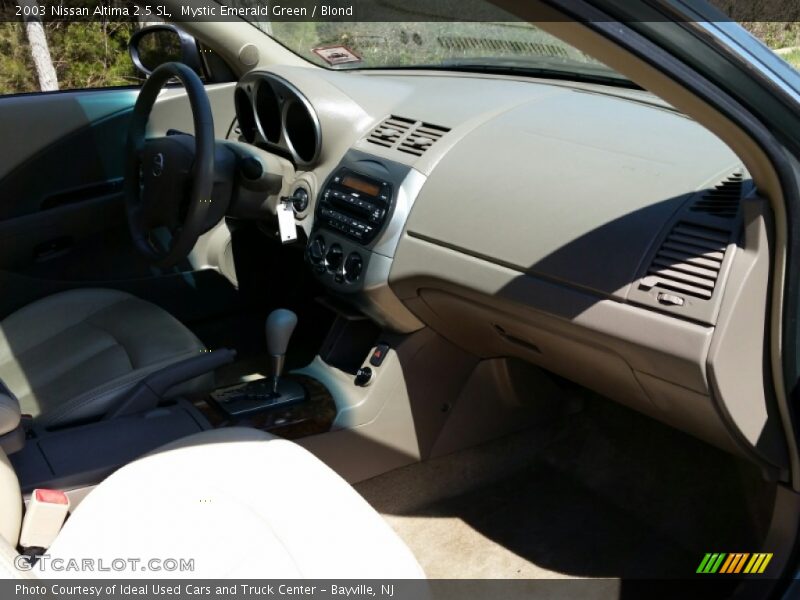Mystic Emerald Green / Blond 2003 Nissan Altima 2.5 SL
