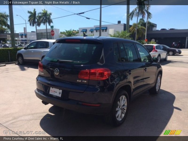 Night Blue Metallic / Black 2014 Volkswagen Tiguan SE
