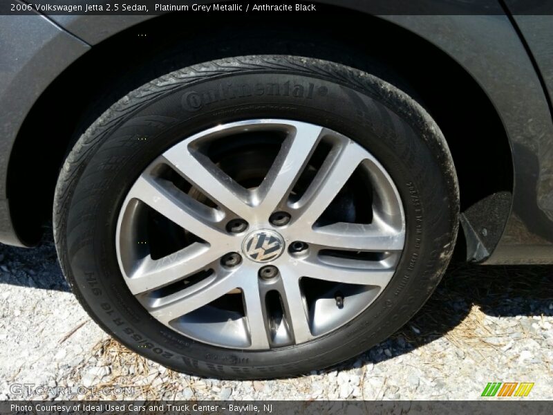 Platinum Grey Metallic / Anthracite Black 2006 Volkswagen Jetta 2.5 Sedan