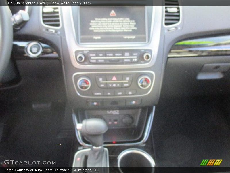 Snow White Pearl / Black 2015 Kia Sorento SX AWD