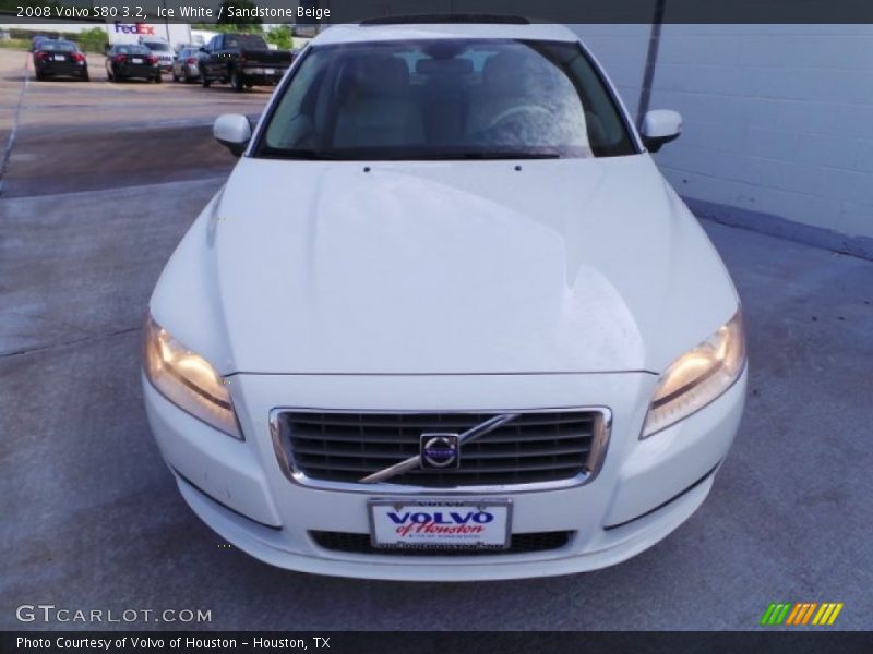 Ice White / Sandstone Beige 2008 Volvo S80 3.2