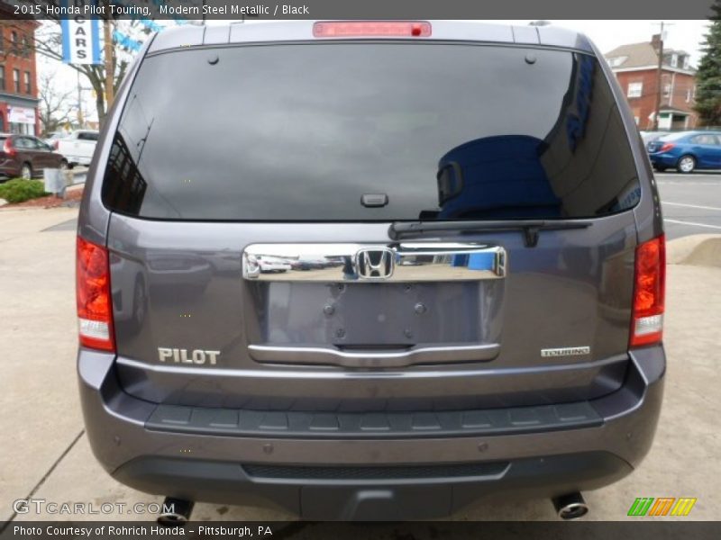 Modern Steel Metallic / Black 2015 Honda Pilot Touring